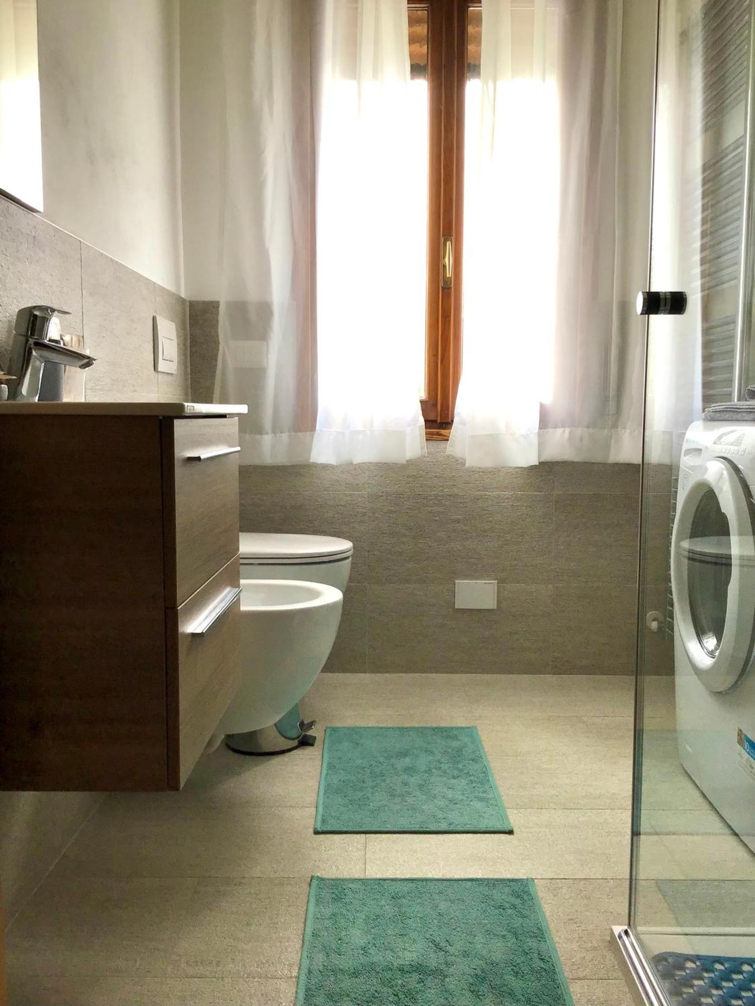Casa Vacanza Tivan Cremia Екстериор снимка
