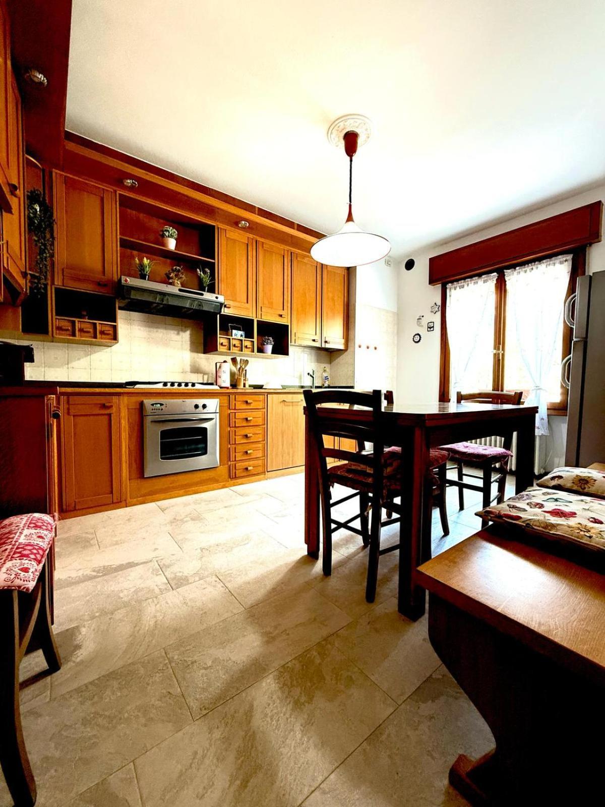 Casa Vacanza Tivan Cremia Екстериор снимка